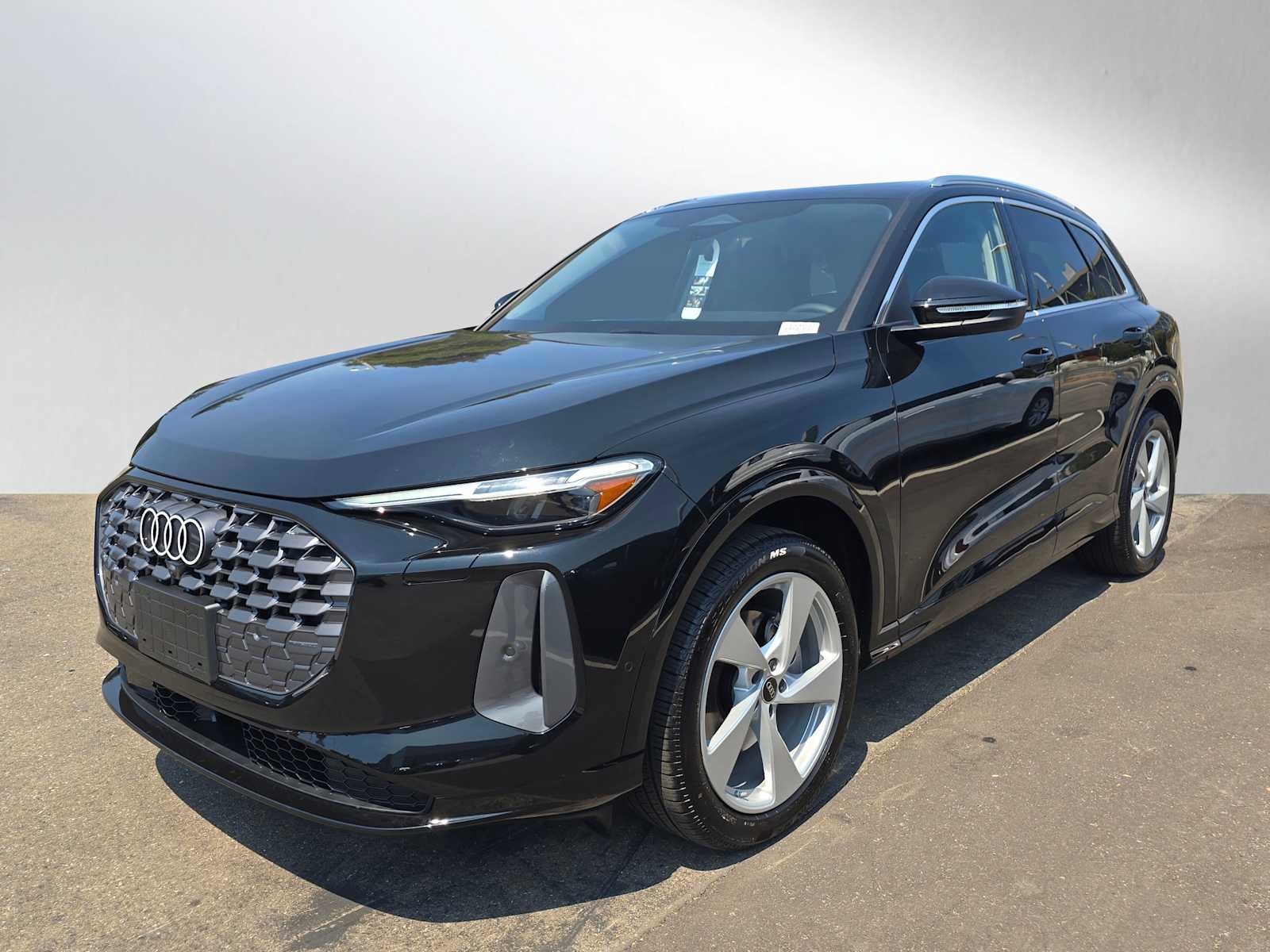 New 2025 Audi Q5 Prestige image 7