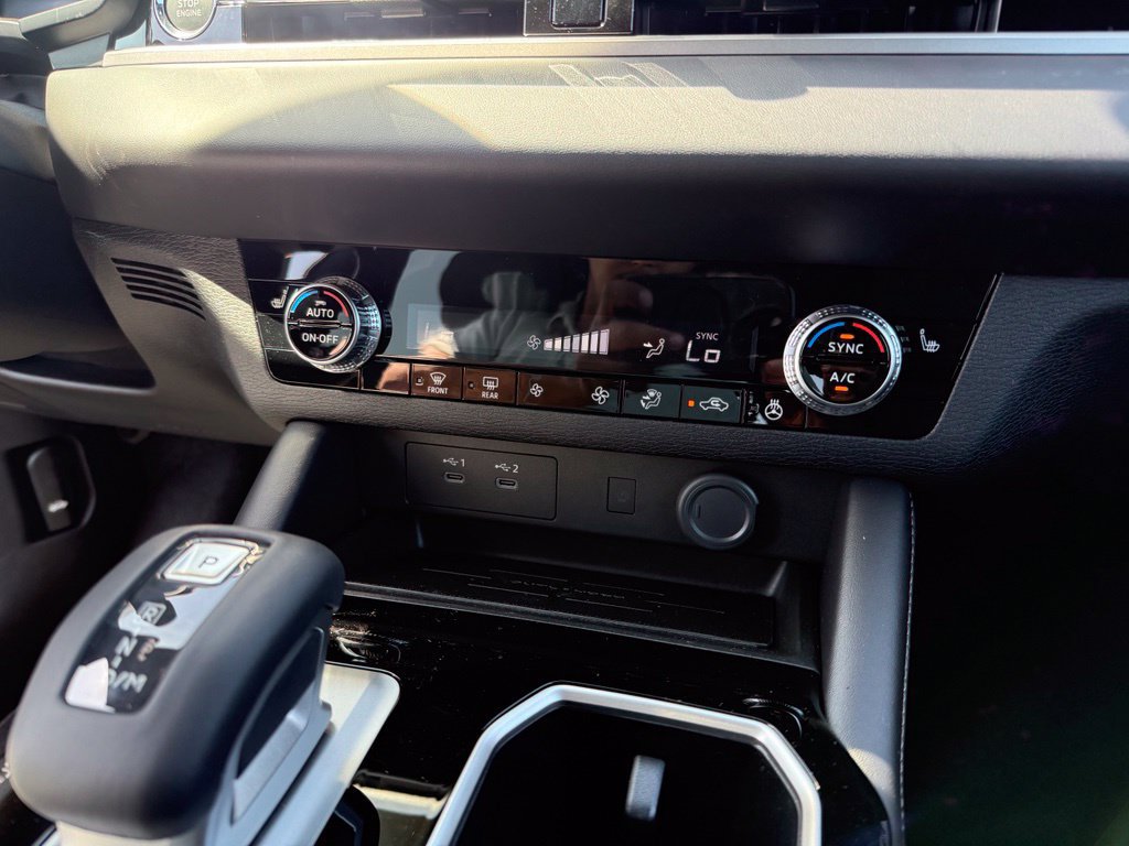 New 2026 Mitsubishi Outlander LE FWD image 26