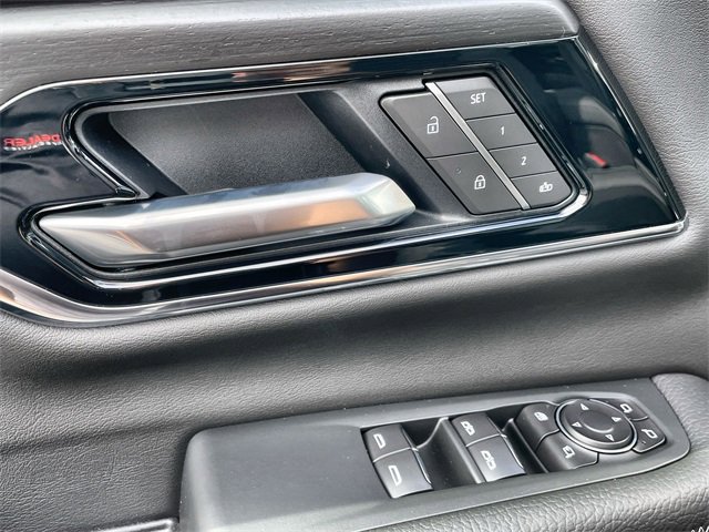 New 2026 GMC Yukon Denali w/ Sun & Power Step Package image 24