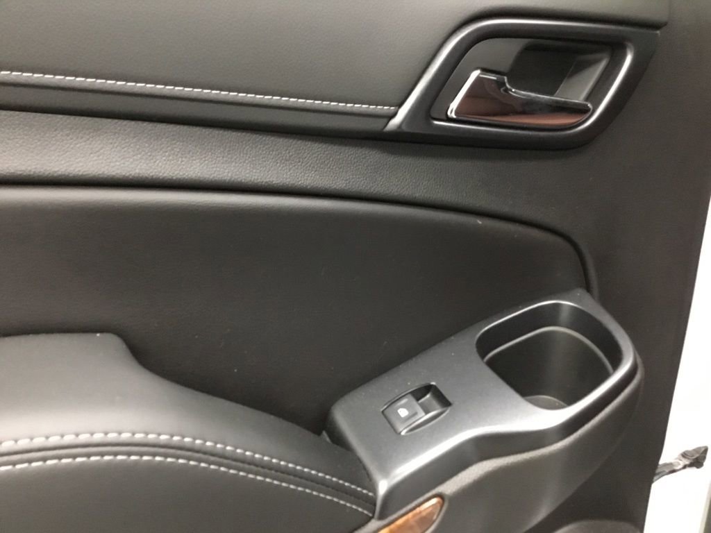 Used 2019 Chevrolet Tahoe Premier w/ Premier Plus Edition image 17