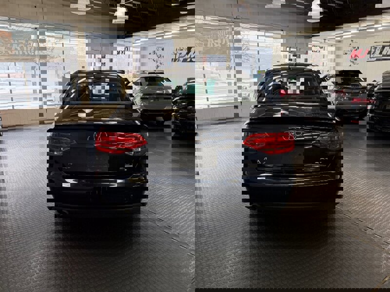 Used 2009 Audi A4 2.0T Premium Plus image 7