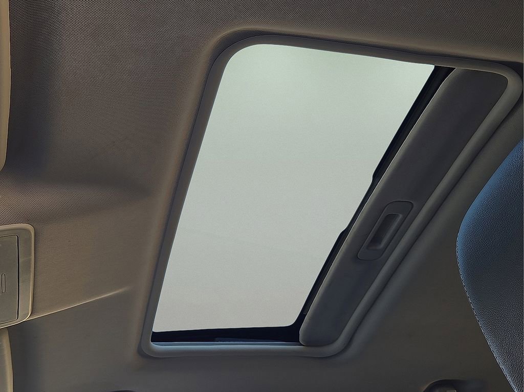 Used 2020 Ford EcoSport SES image 24