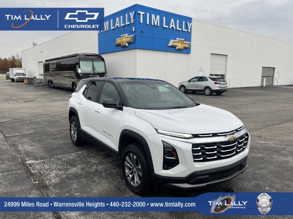New 2025 Chevrolet Equinox LT w/ Safety and Technology Package