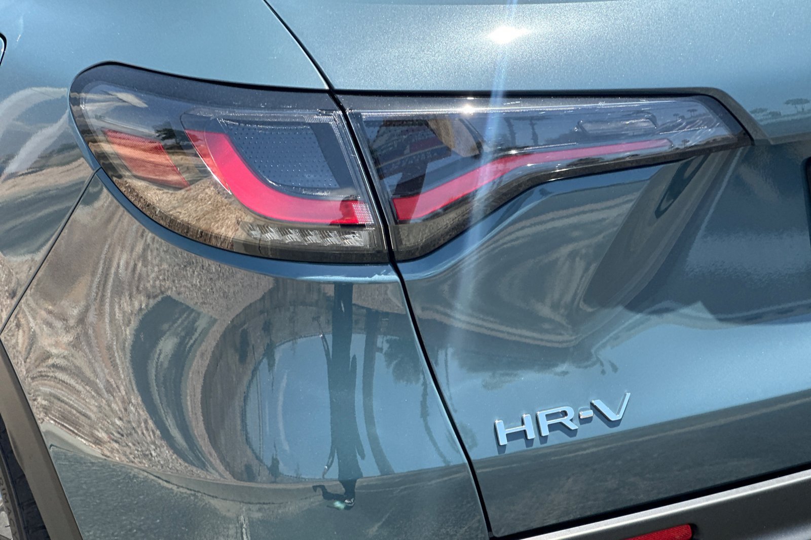 New 2027 Honda HR-V LX image 18