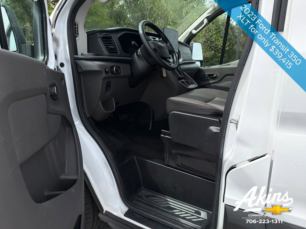 Used 2023 Ford Transit 350 XLT RWD image 14
