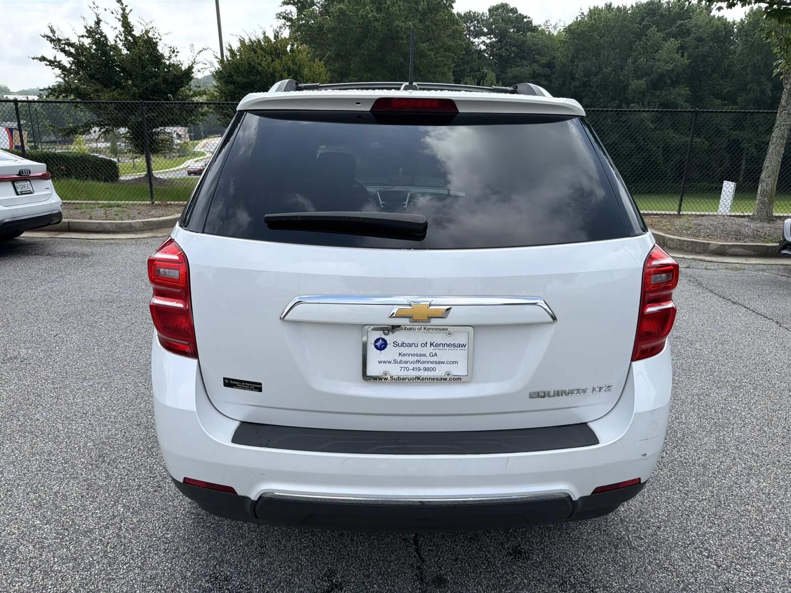 Used 2016 Chevrolet Equinox LTZ w/ Enhanced Convenience Package FWD image 6