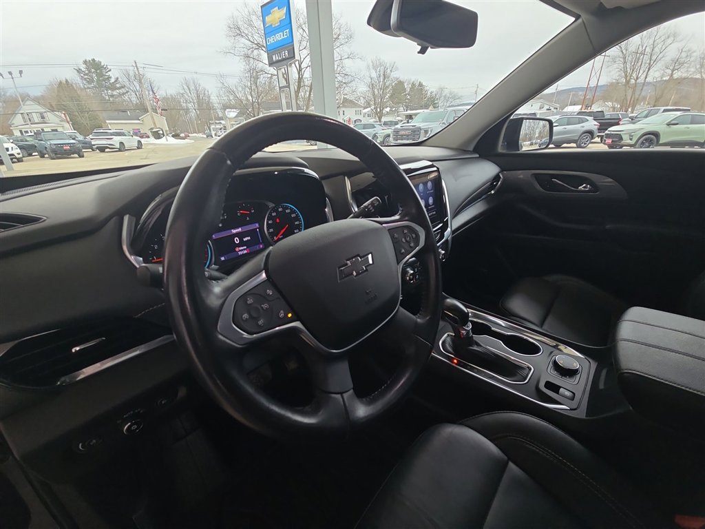 Used 2021 Chevrolet Traverse RS w/ LPO, Floor Liner Package image 10