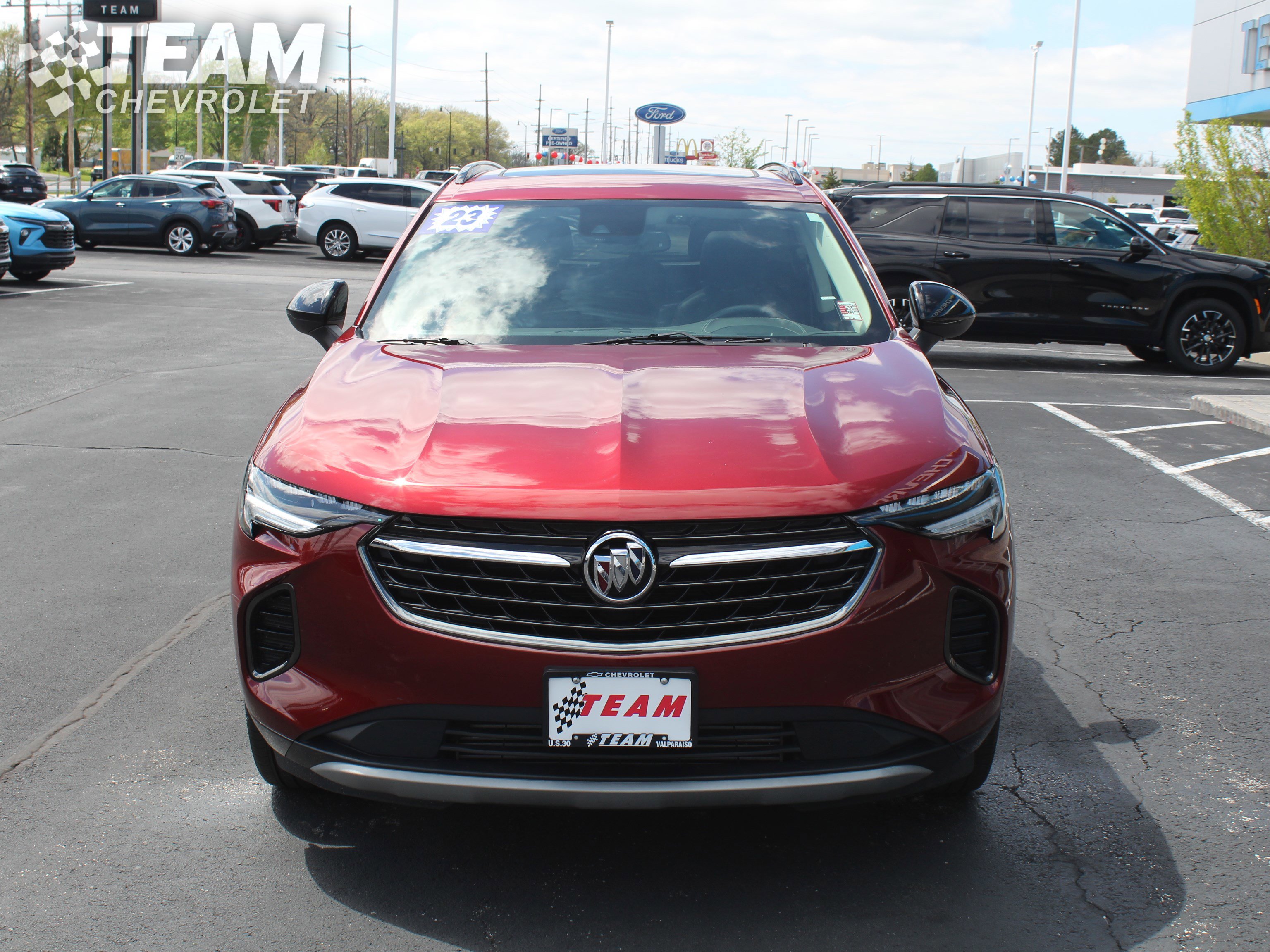 Used 2023 Buick Envision Essence w/ Sport Touring Package AWD/4WD image 9