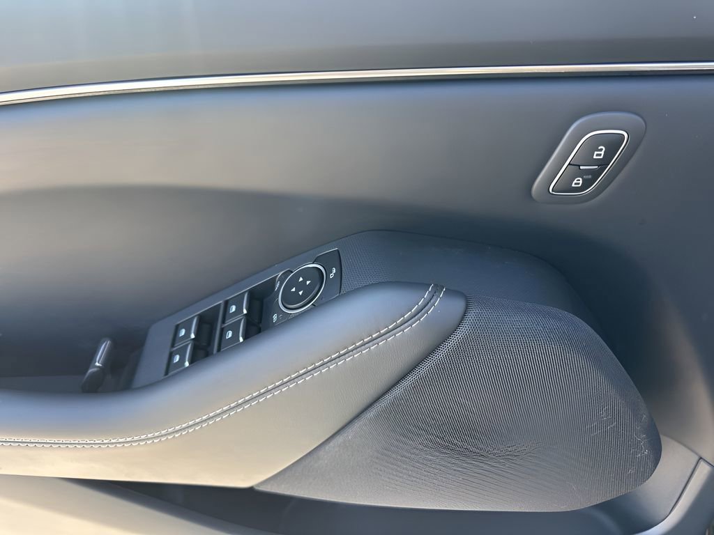 Used 2025 Ford Mustang Mach-E Select image 25