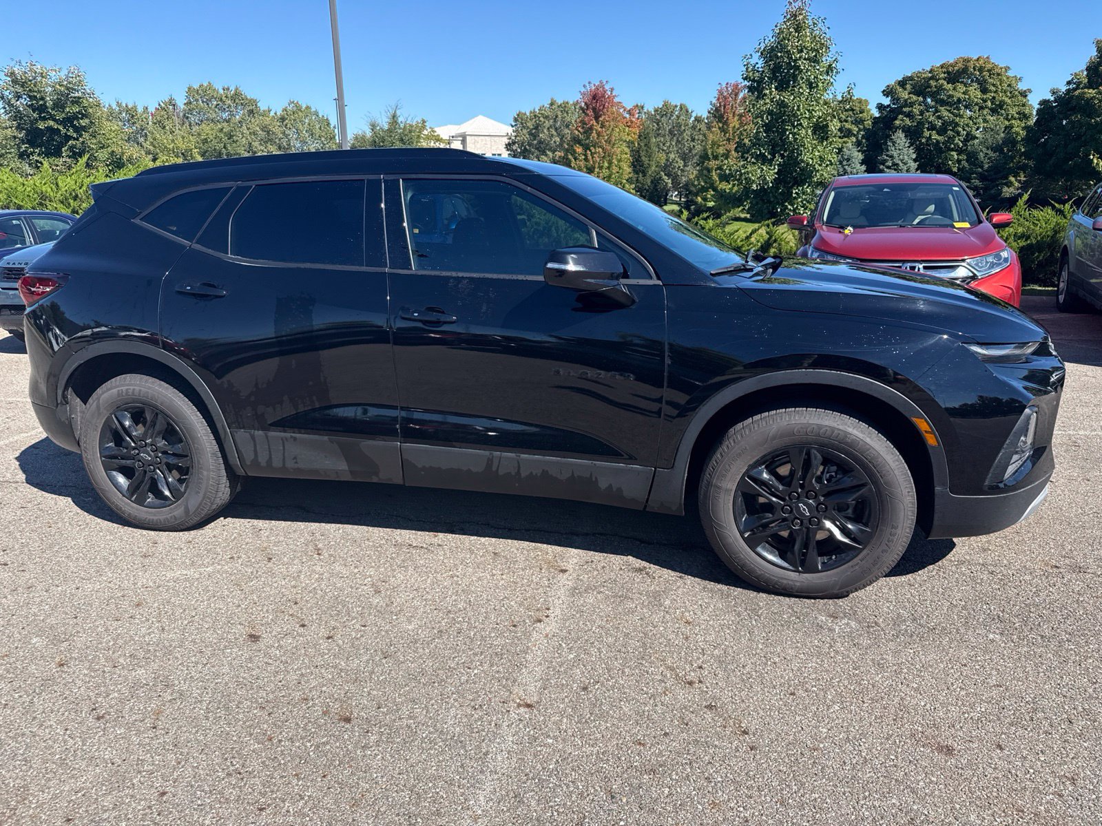 Used 2022 Chevrolet Blazer LT FWD image 4
