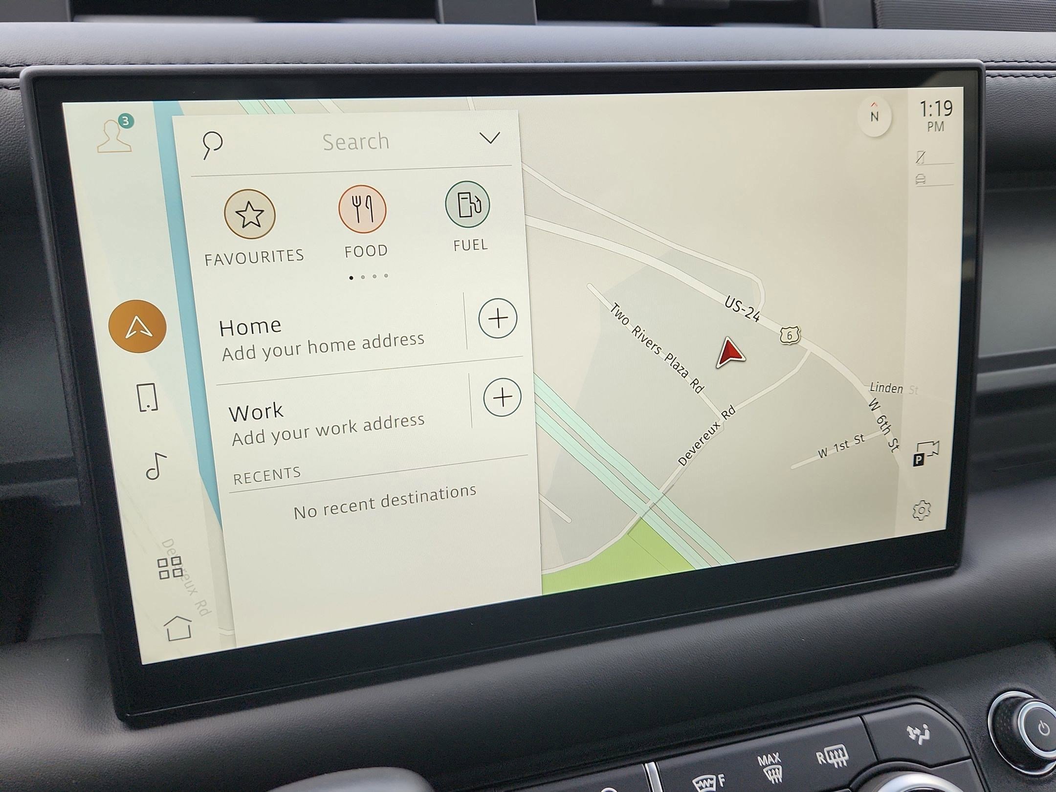 Certified 2025 Land Rover Defender 90 V8 image 25