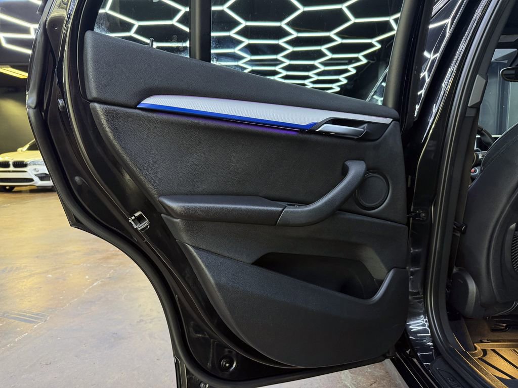 Used 2020 BMW X1 xDrive28i w/ M Sport Package image 17