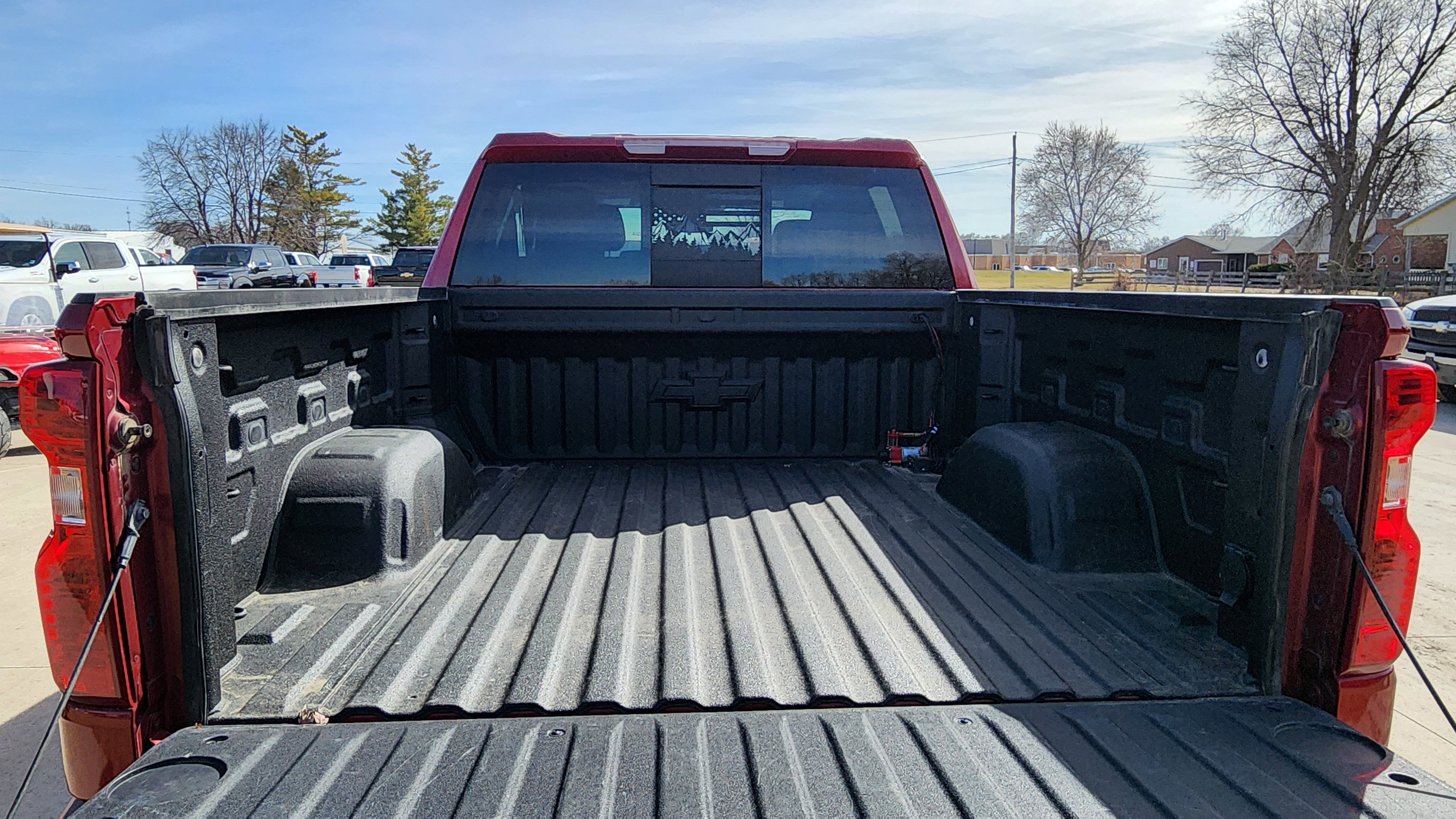 Used 2020 Chevrolet Silverado 1500 LT w/ All-Star Edition AWD/4WD image 7