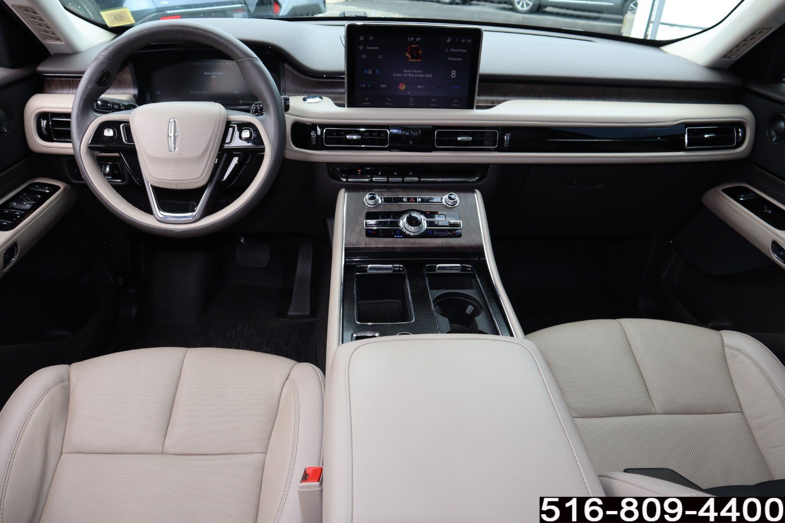 Used 2023 Lincoln Aviator Reserve w/ Elements Package Plus AWD/4WD image 13