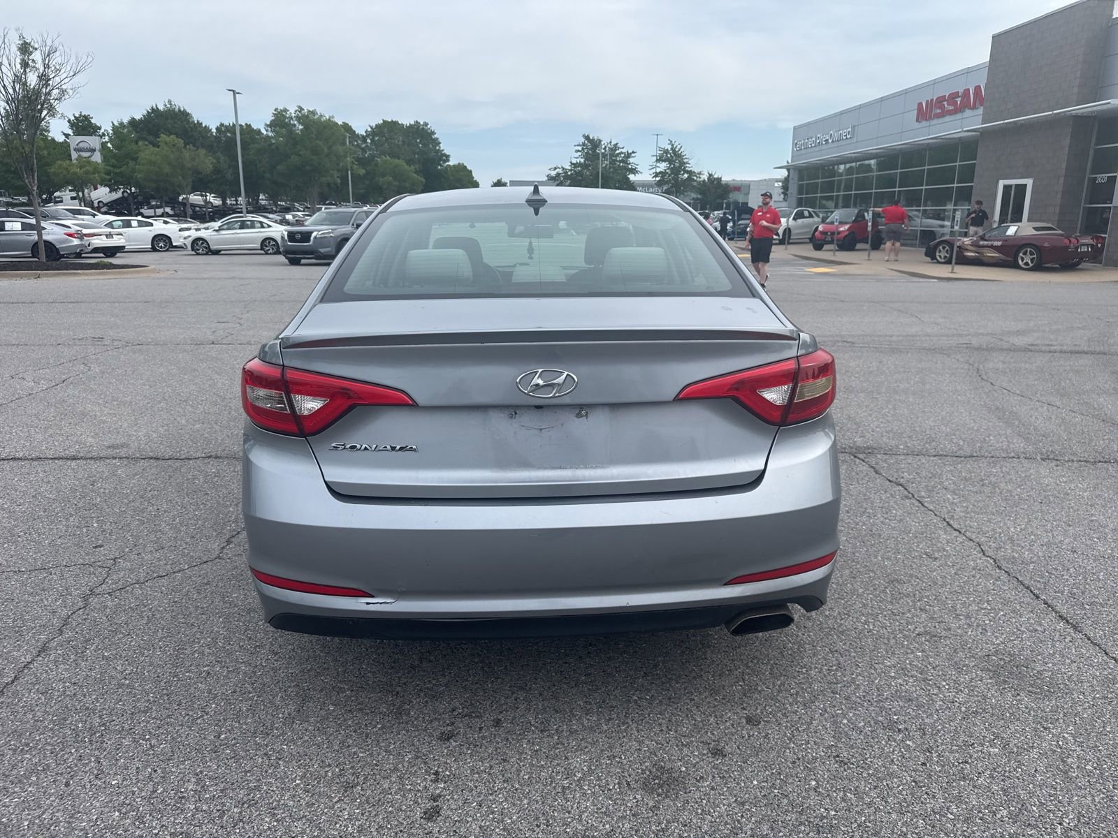 Used 2017 Hyundai Sonata SE FWD image 6
