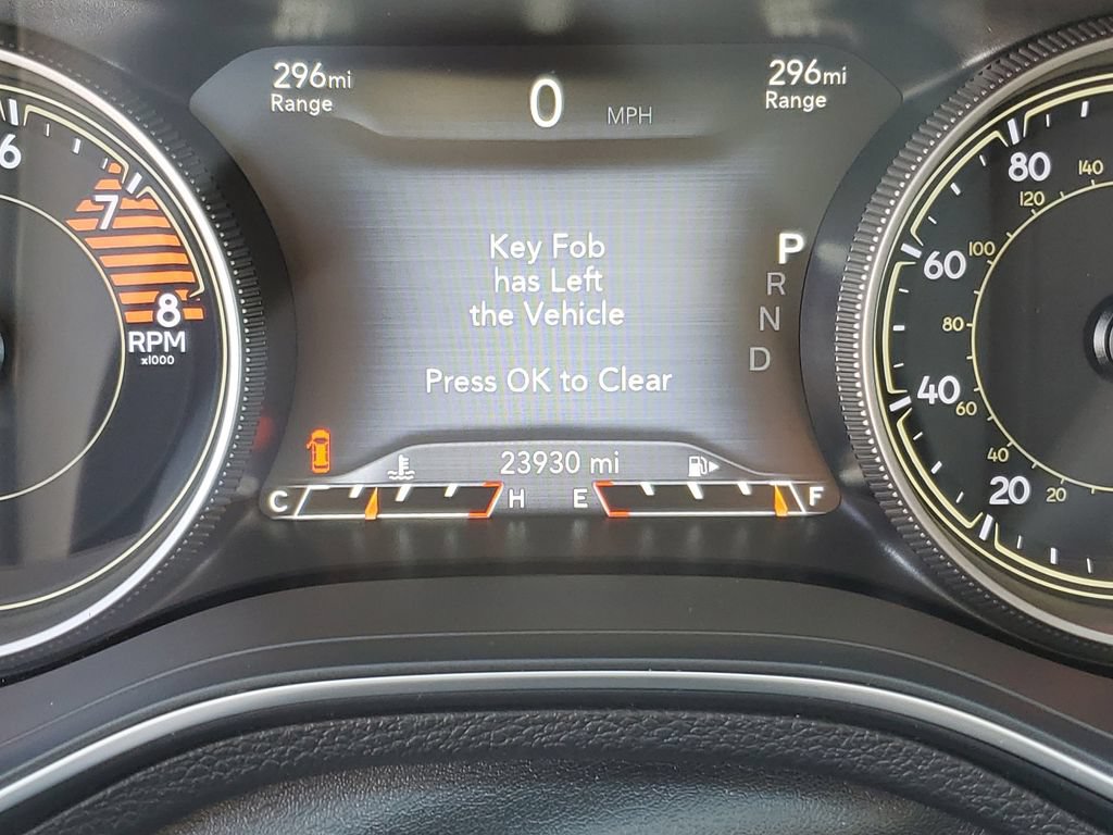 Used 2020 Jeep Cherokee Limited AWD/4WD image 10