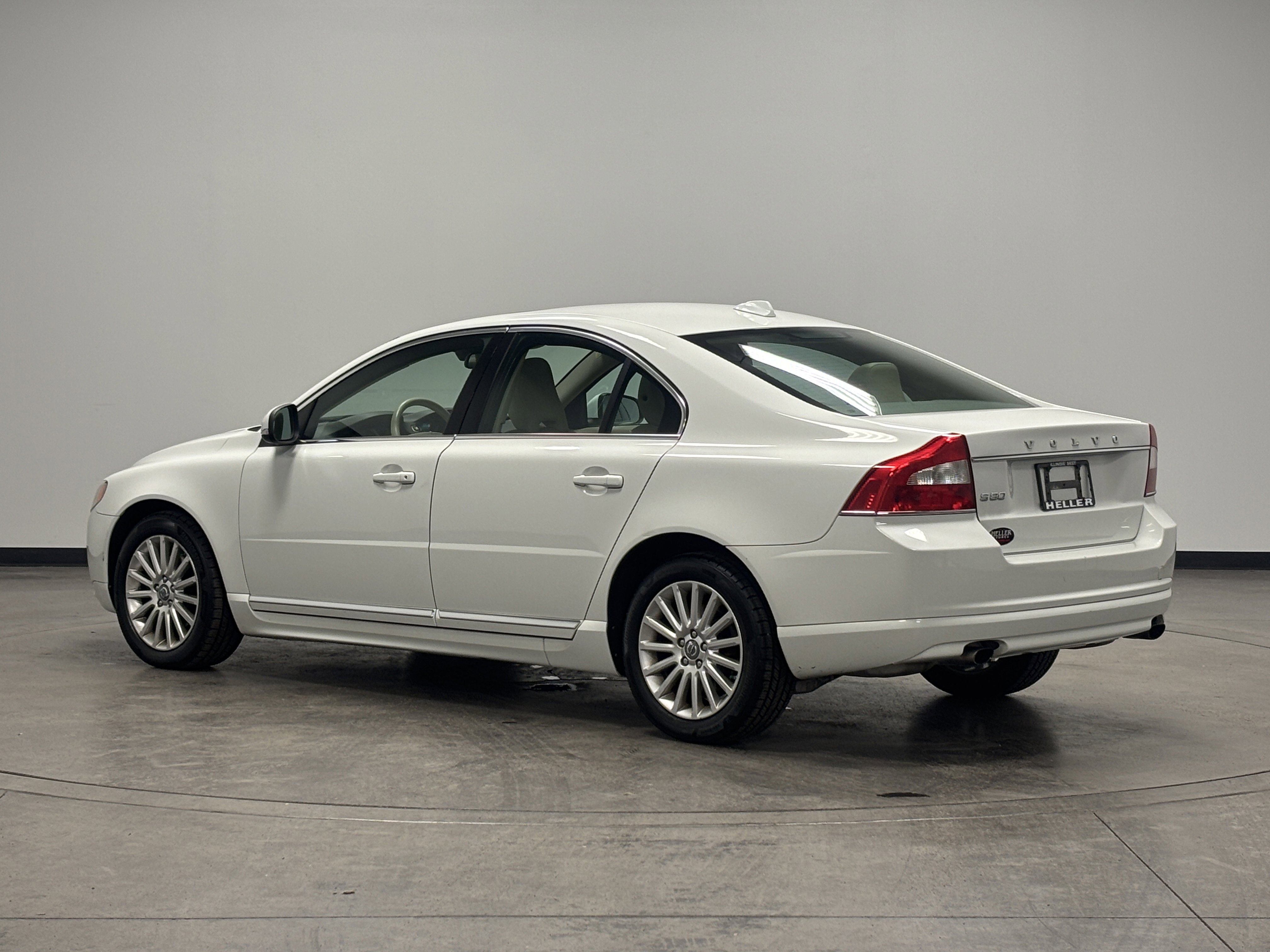 Used 2012 Volvo S80 3.2 image 6