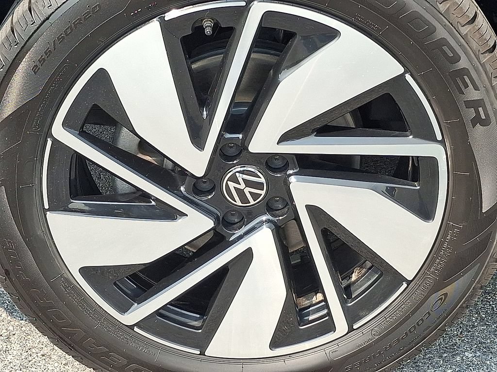 Used 2024 Volkswagen Atlas SEL AWD/4WD image 8