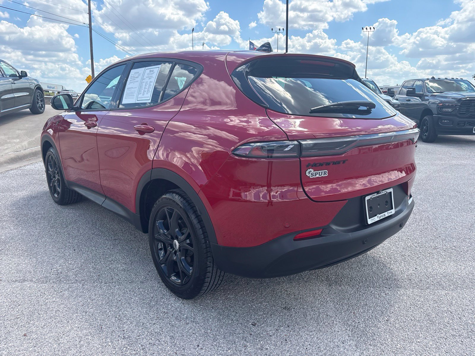 Used 2025 Dodge Hornet GT w/ GT Blacktop Package AWD/4WD image 4
