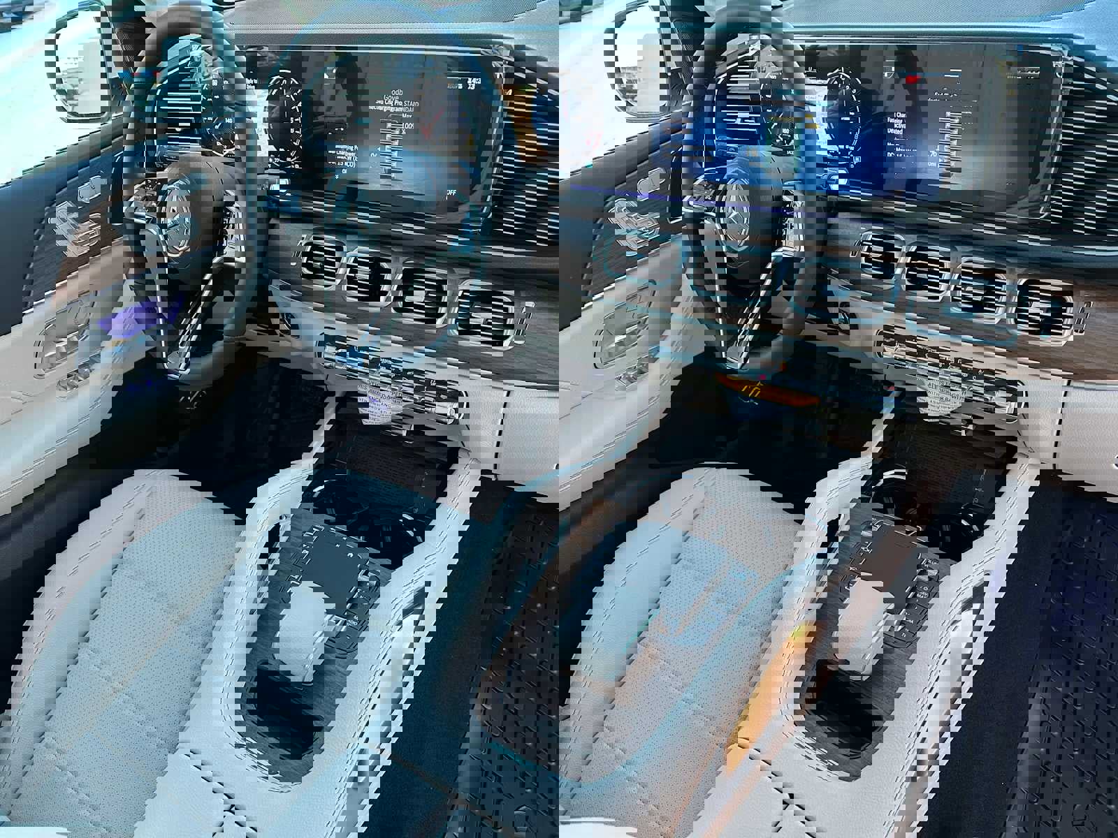 New 2026 Mercedes-Benz GLE 450e 4MATIC image 11