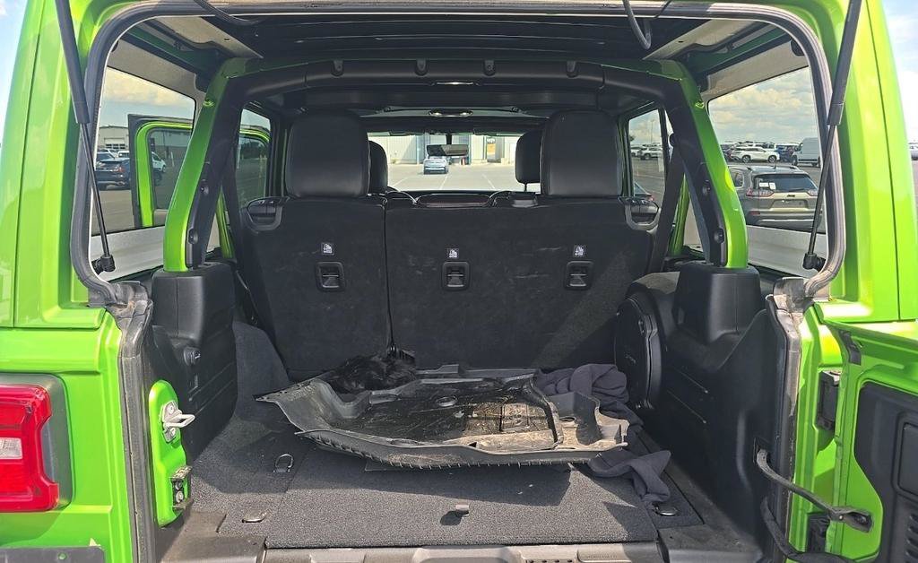 Used 2019 Jeep Wrangler Unlimited Rubicon AWD/4WD image 22