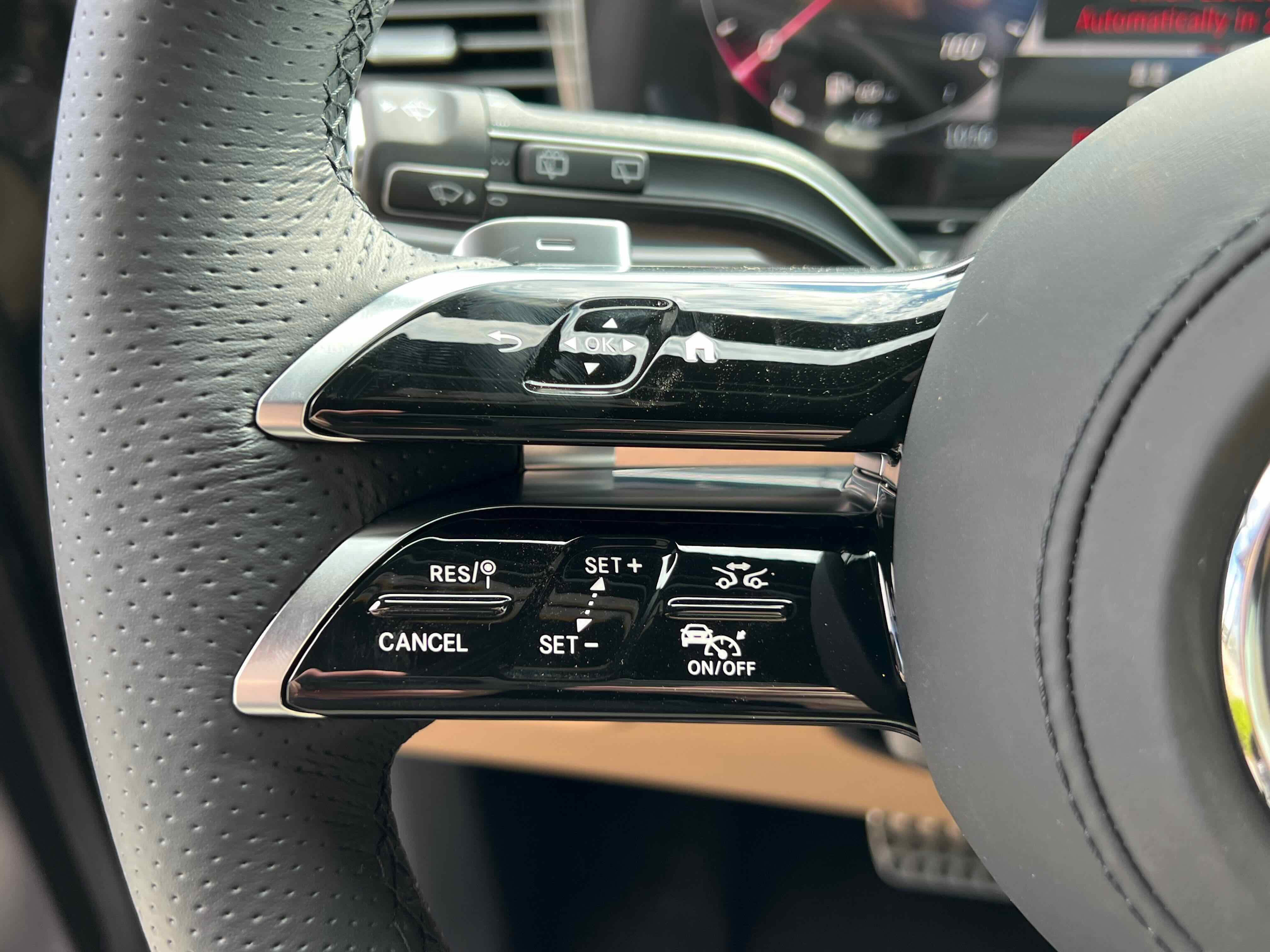 New 2026 Mercedes-Benz GLS 450 4MATIC image 34