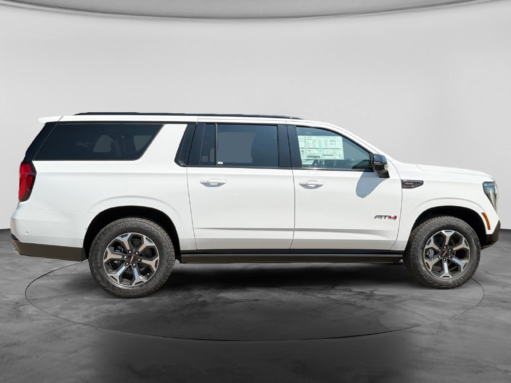 New 2026 GMC Yukon XL AT4 Ultimate AWD/4WD image 12