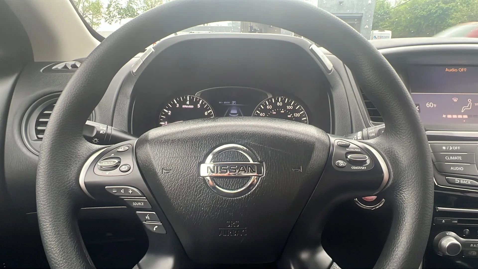 Used 2019 Nissan Pathfinder S image 14