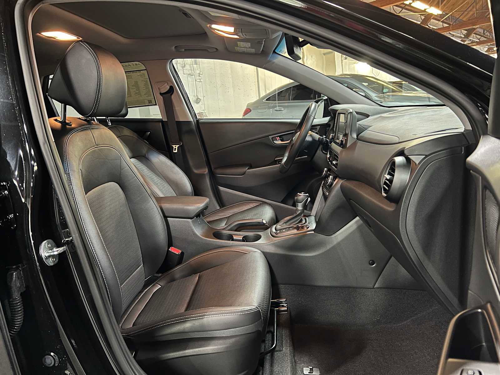 Used 2021 Hyundai Kona Ultimate w/ Cargo Package AWD/4WD image 11