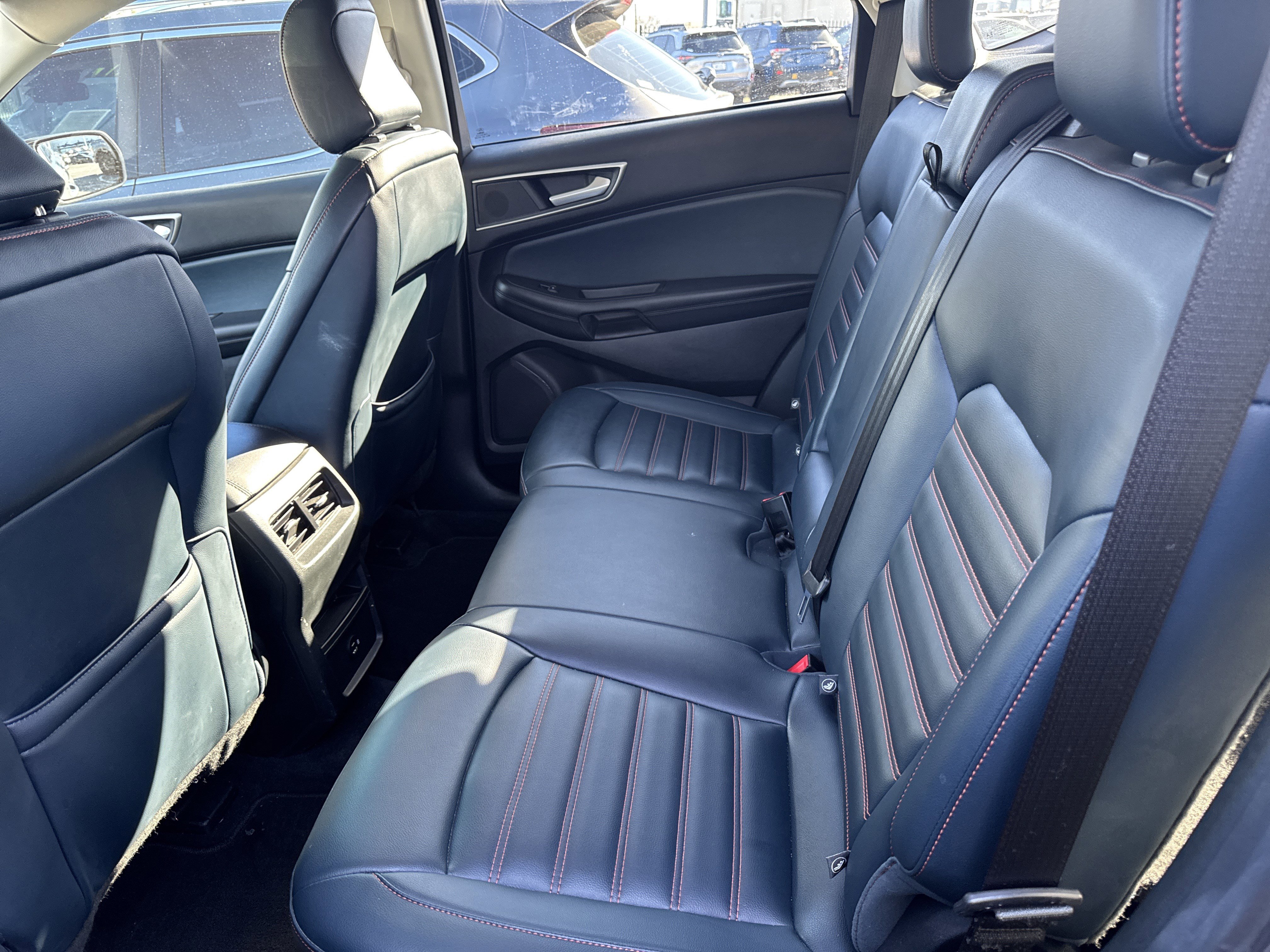 Used 2022 Ford Edge SEL w/ Sport Appearance Package image 25