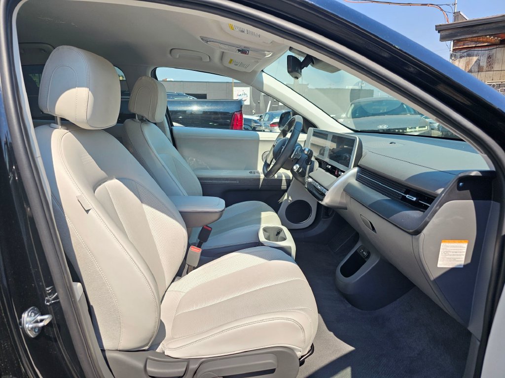 Used 2023 Hyundai Ioniq 5 SEL w/ Cargo Package AWD/4WD image 10