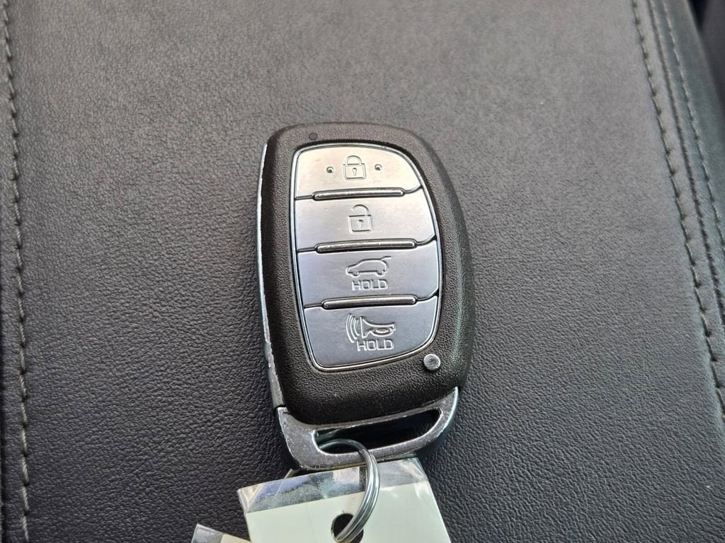 Used 2021 Hyundai Tucson Value w/ Winter Weather Package FWD image 20
