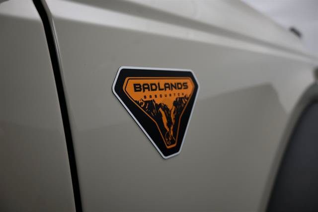 Used 2025 Ford Bronco Badlands AWD/4WD image 5