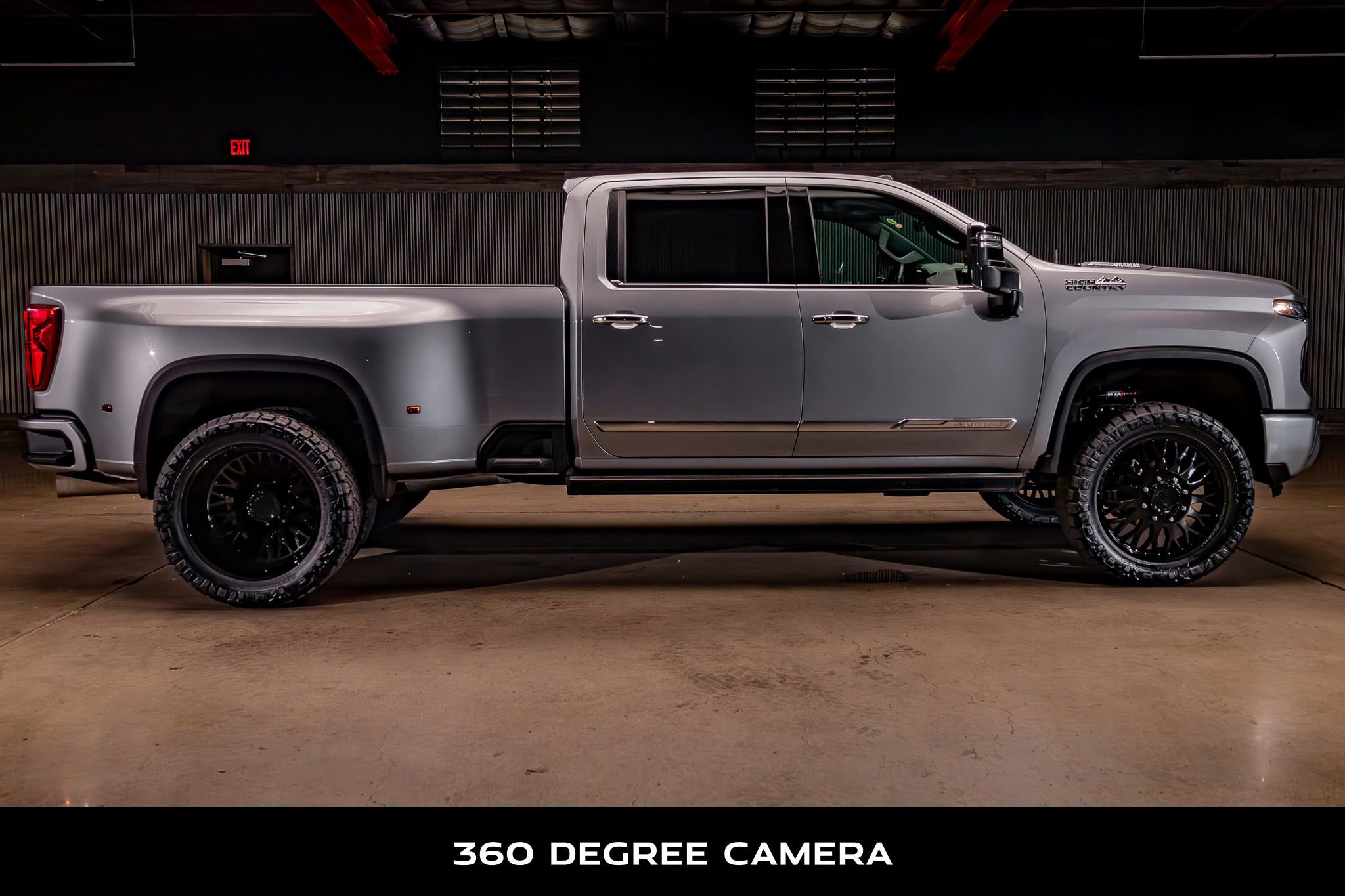 Used 2025 Chevrolet Silverado 3500 High Country w/ High Country Premium Package AWD/4WD image 11