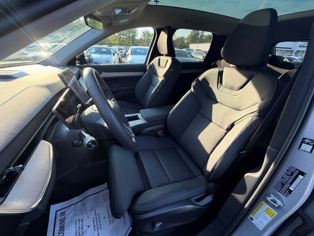 Used 2025 Volvo EX90 Ultra AWD/4WD image 11