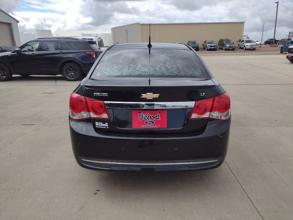 Used 2012 Chevrolet Cruze LT w/ RS Package FWD image 5