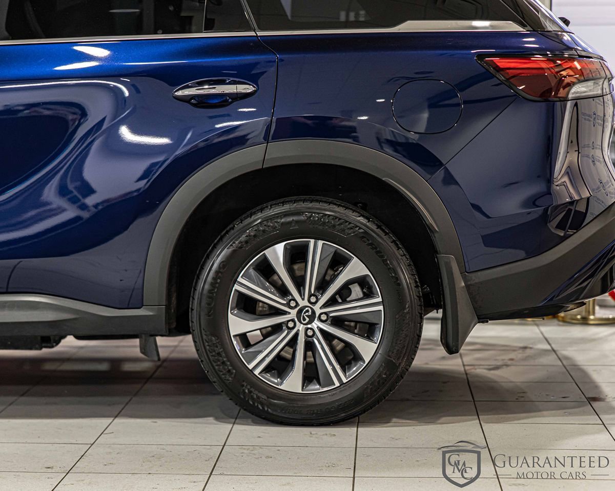 Used 2025 INFINITI QX60 Pure AWD/4WD image 8