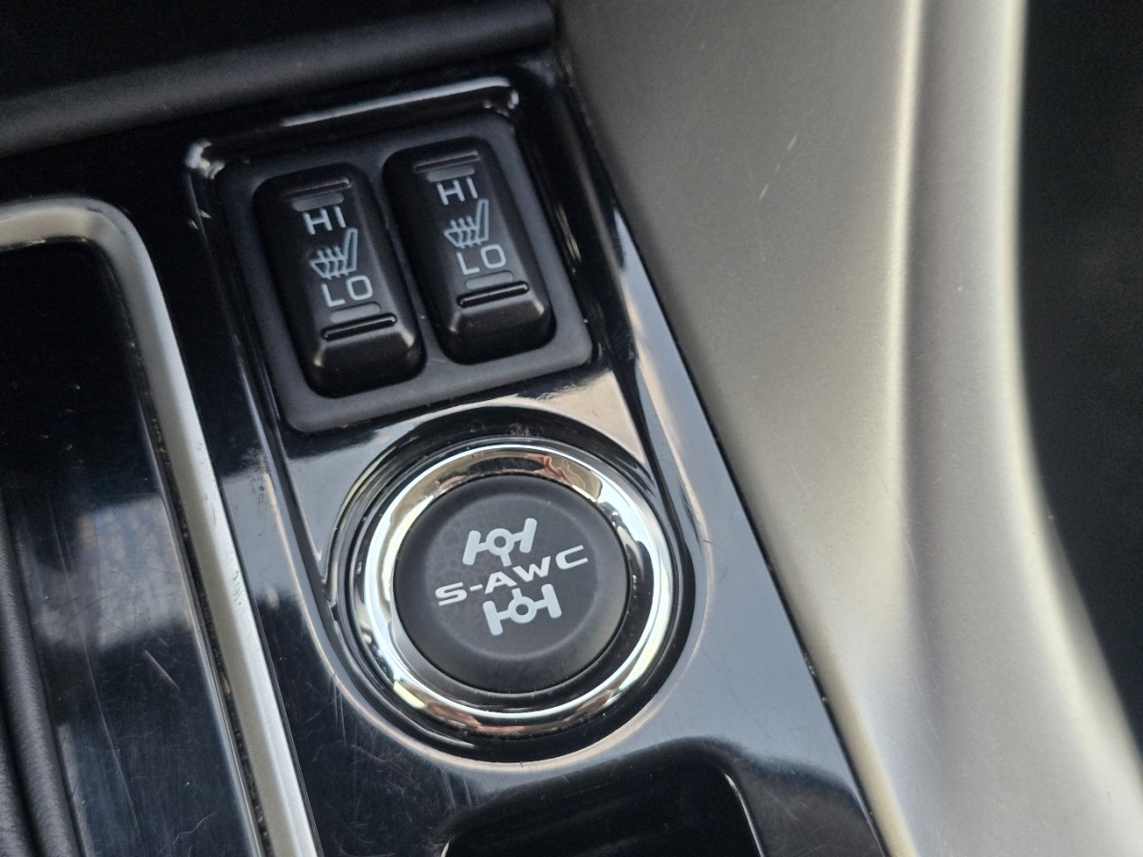 Used 2024 Mitsubishi Eclipse Cross SE AWD/4WD image 6