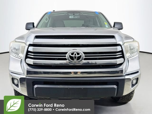Used 2016 Toyota Tundra SR5 w/ SR5 Upgrade Package AWD/4WD image 2