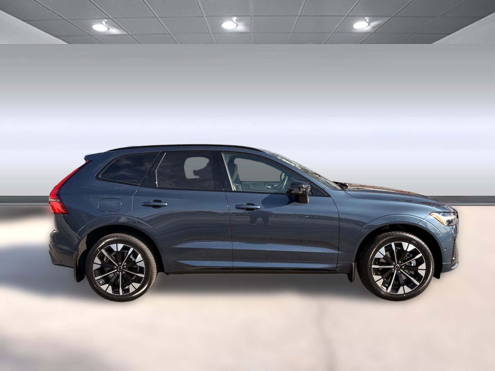 New 2026 Volvo XC60 T8 Plus w/ Climate Package image 8