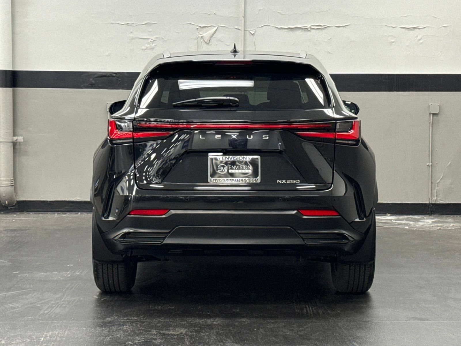 Used 2025 Lexus NX 250 FWD image 13
