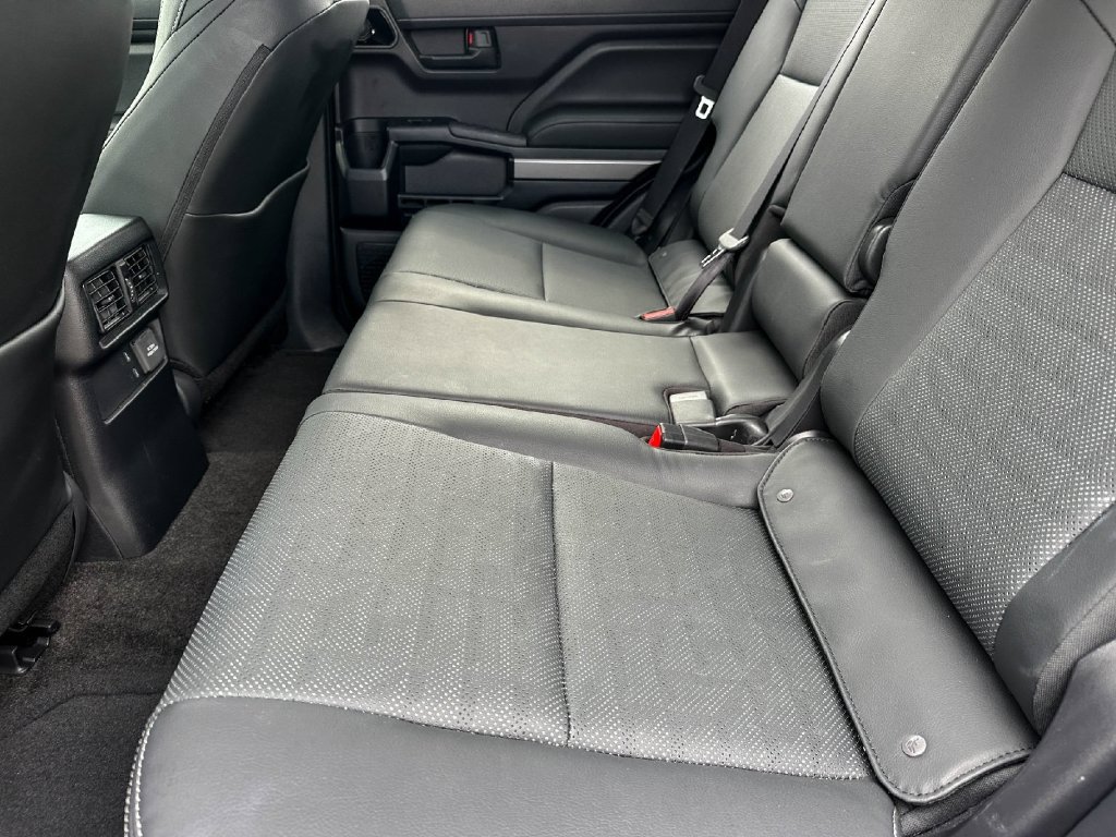 Certified 2025 Toyota 4Runner TRD Sport Premium w/ Tow Technology Package AWD/4WD image 19