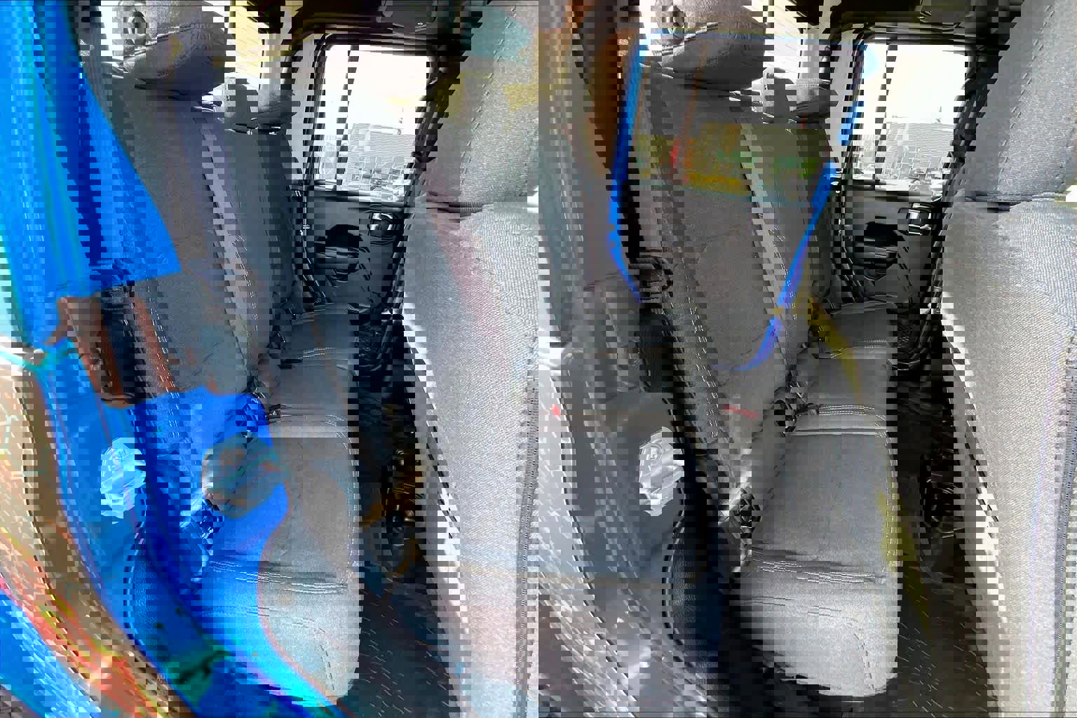 Used 2025 Jeep Gladiator Sport image 19