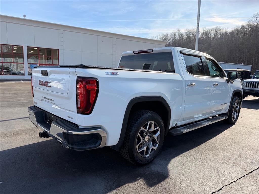 Used 2023 GMC Sierra 1500 SLT w/ SLT Premium Package image 4