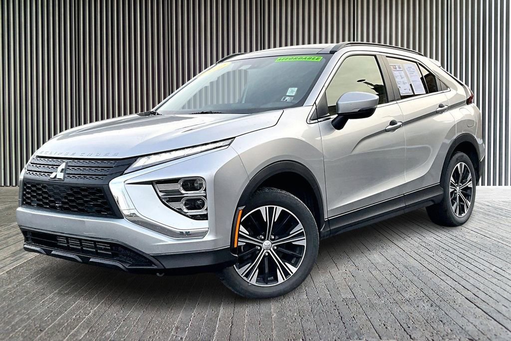 Used 2022 Mitsubishi Eclipse Cross SE image 2