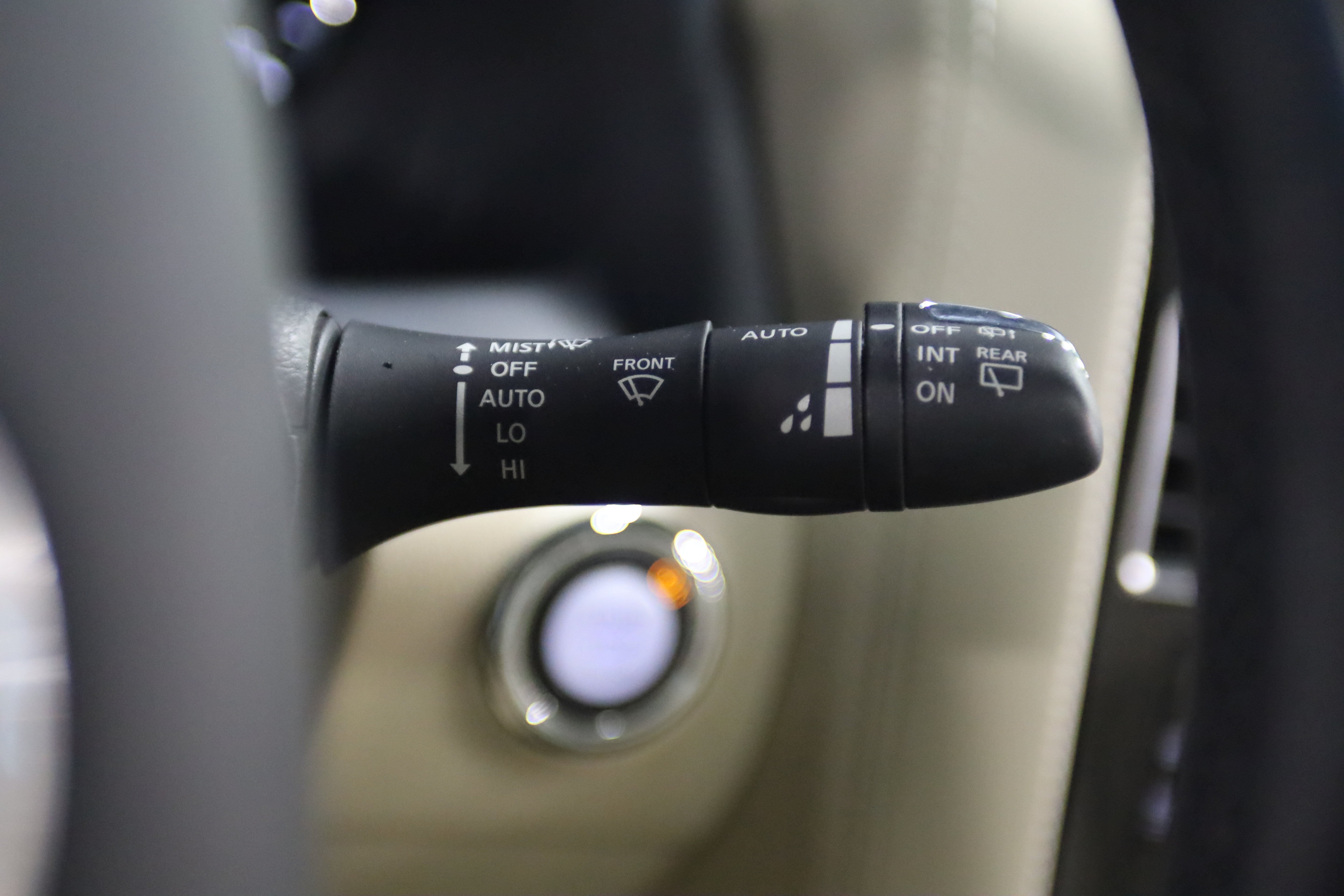 Used 2024 INFINITI QX80 Sensory w/ Cargo Package AWD/4WD image 25