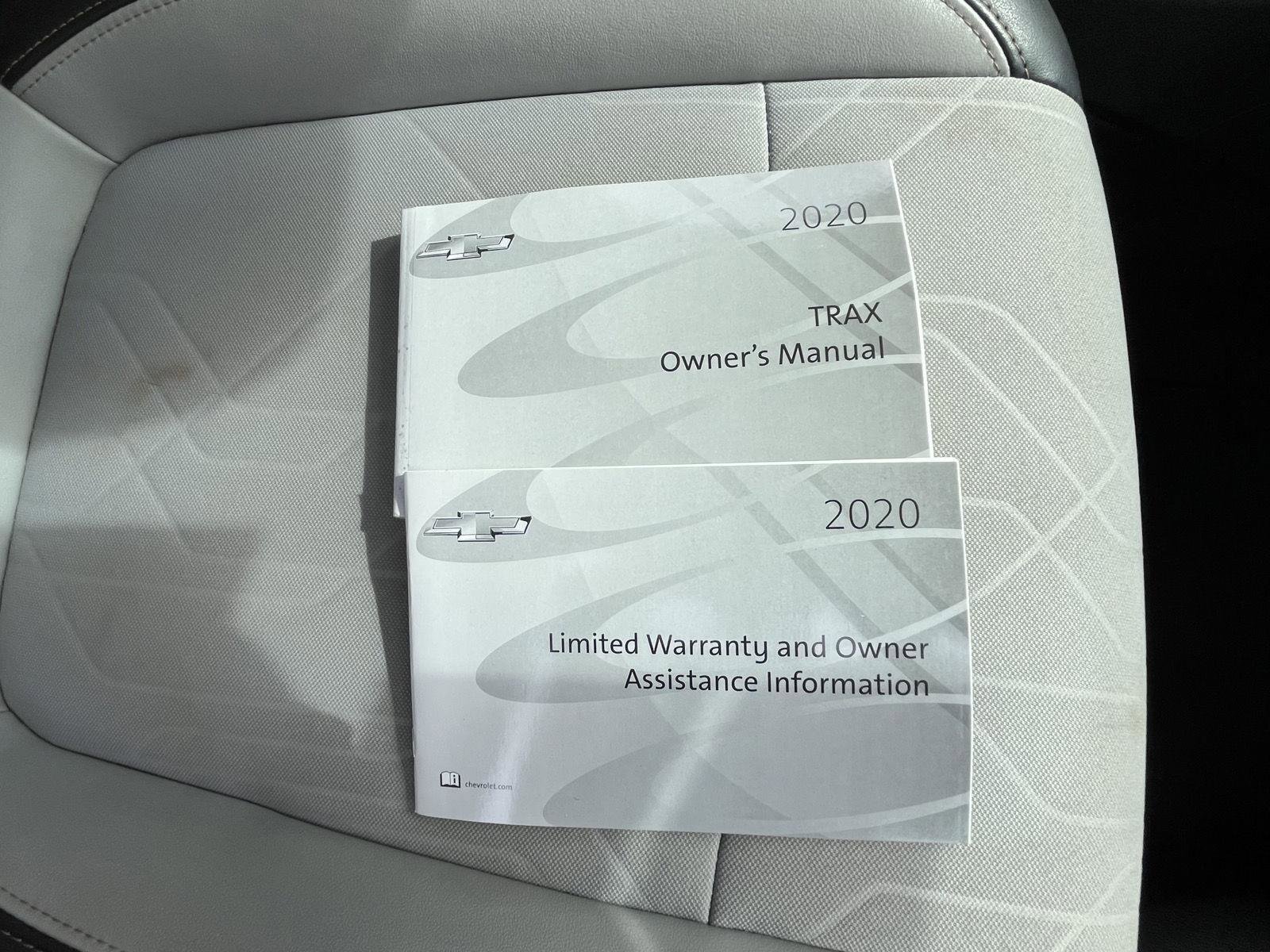 Used 2020 Chevrolet Trax LT w/ LT Convenience Package image 25