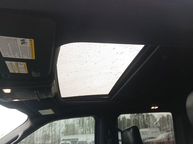 Used 2020 Ford F150 Raptor w/ Equipment Group 802A Luxury image 34