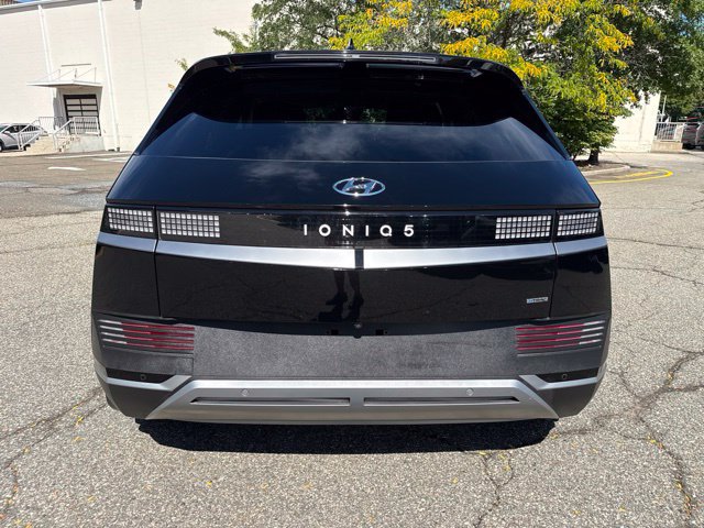Used 2024 Hyundai Ioniq 5 SEL AWD/4WD image 15