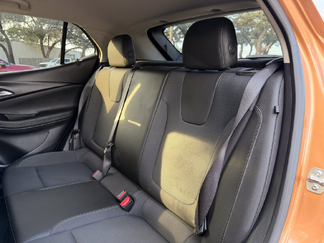 Used 2025 Buick Encore GX Preferred FWD image 17
